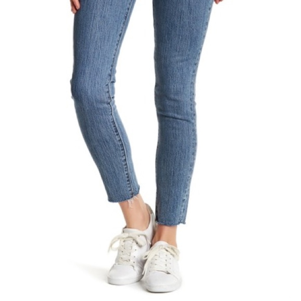 Levi 721 High Rise Jeans - Picture 5 of 6